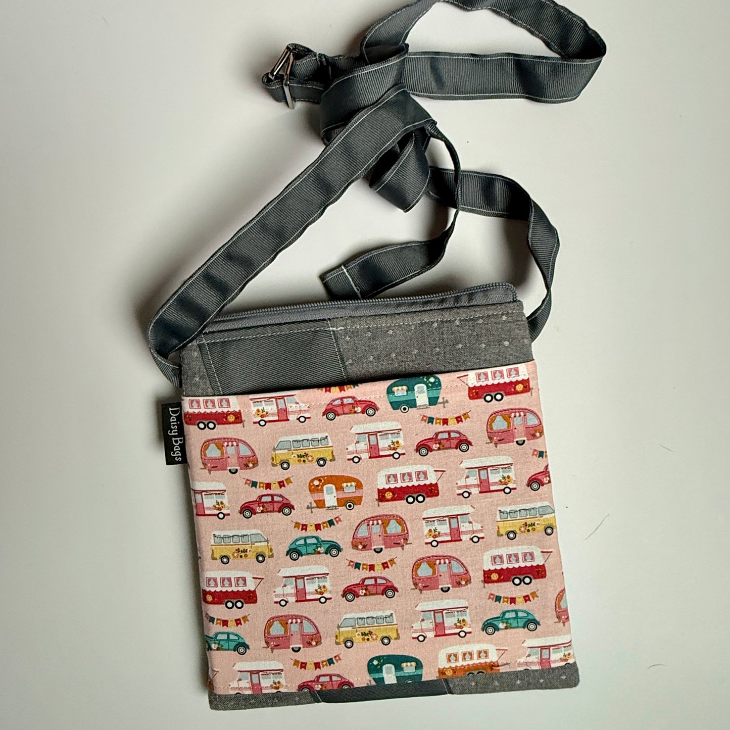Bitty Bag Camper Flower