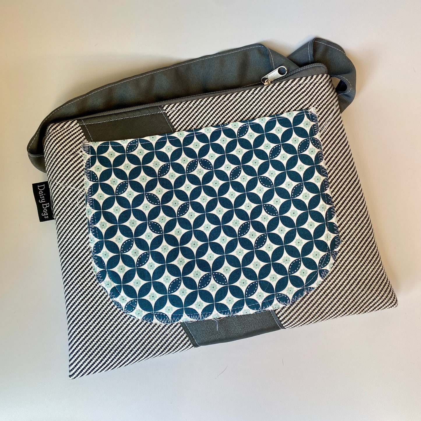 XL Bitty Bag Navy Patch Flower