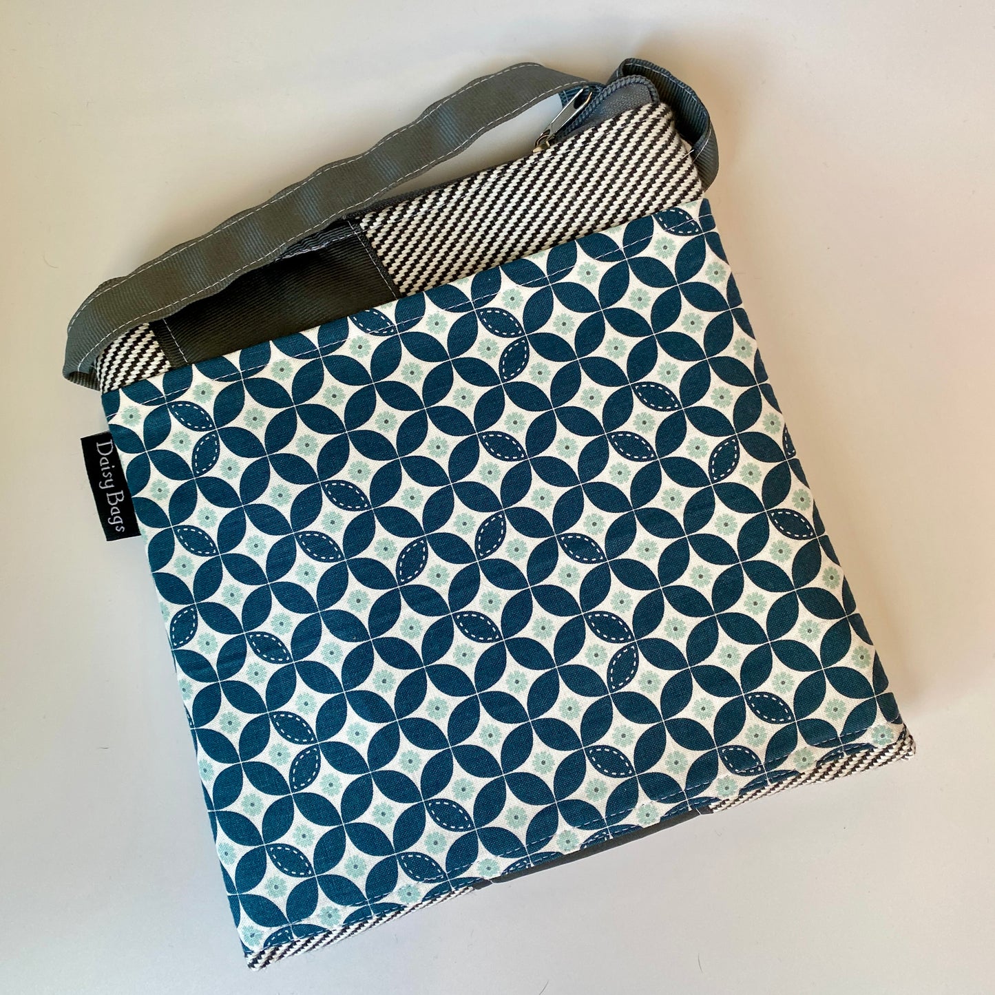 Bitty Bag Navy Patch Flower