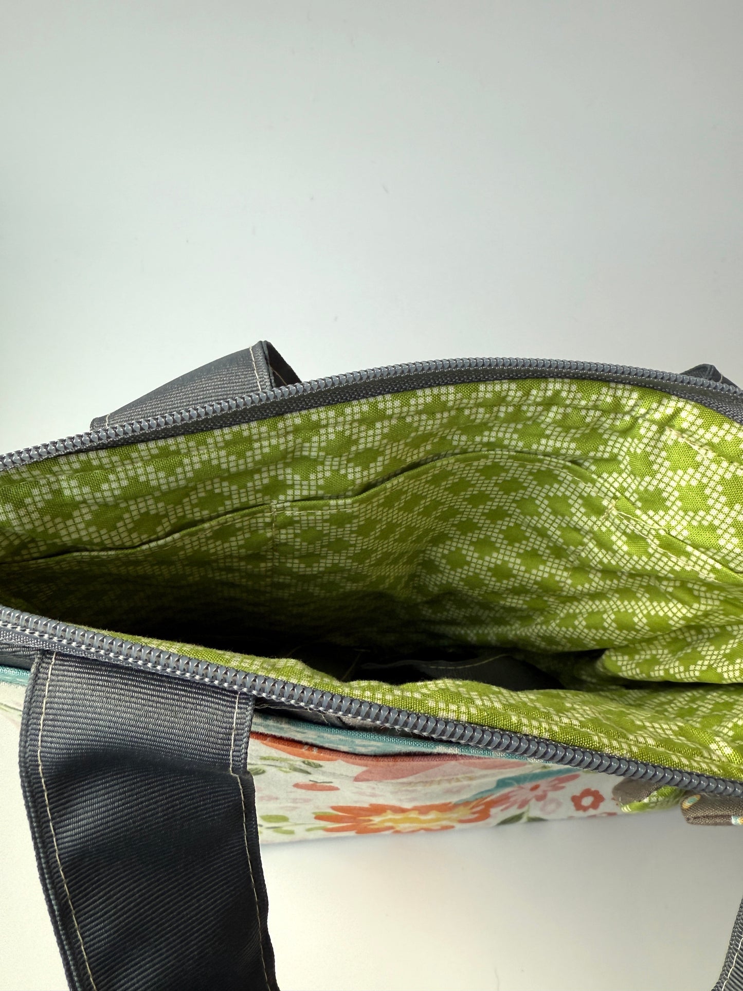 Squatty Bitty Cream CC