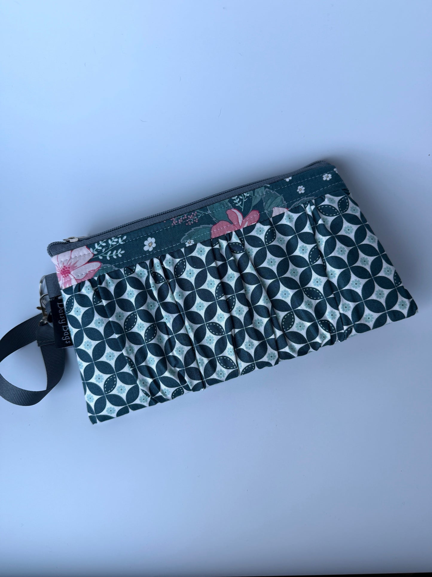 Geo Flower Gathered Wristlet
