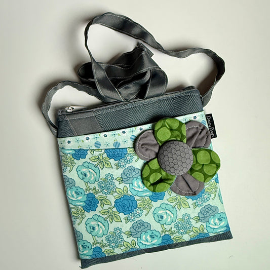 Bitty Bag Blue Flower CC
