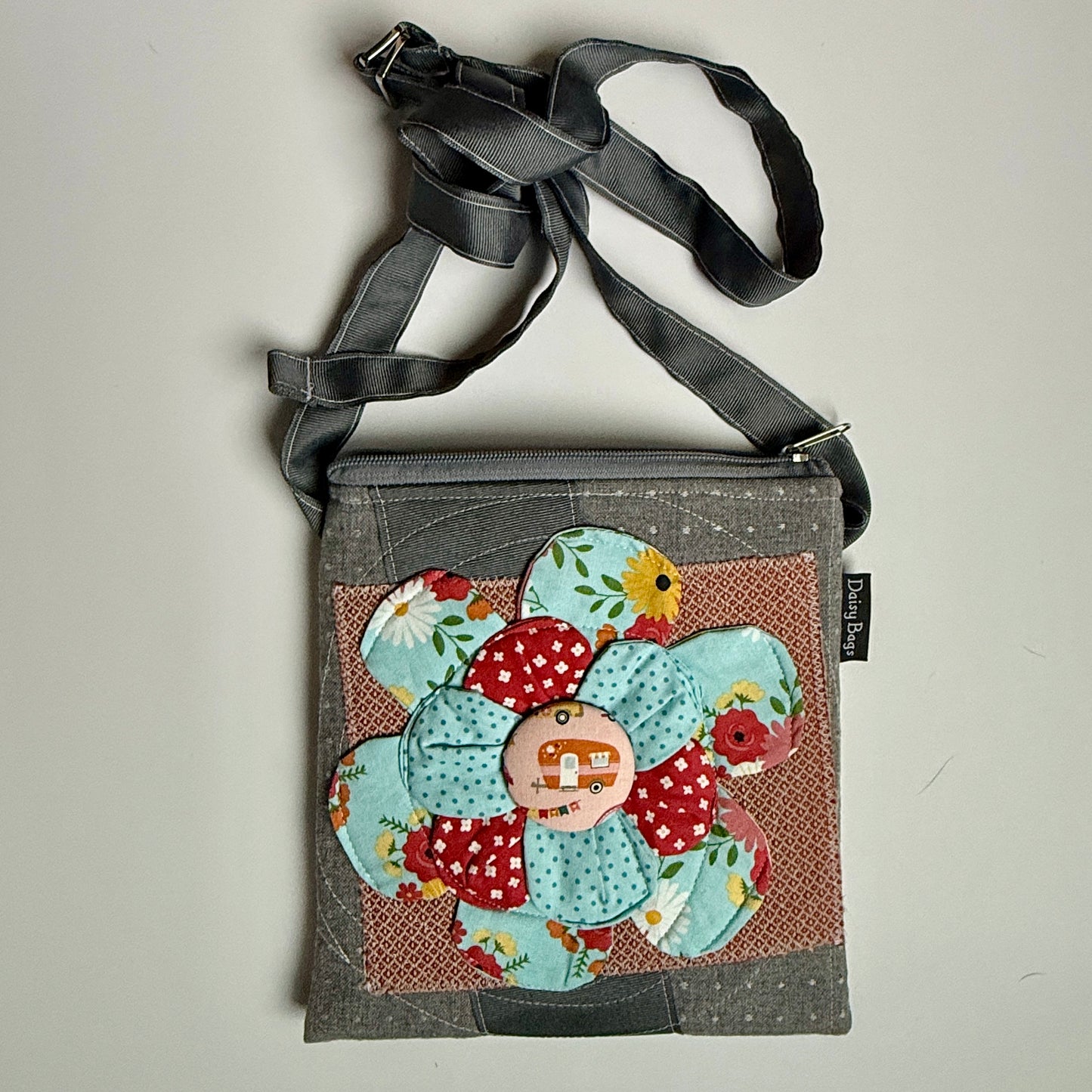 Bitty Bag Camper Flower