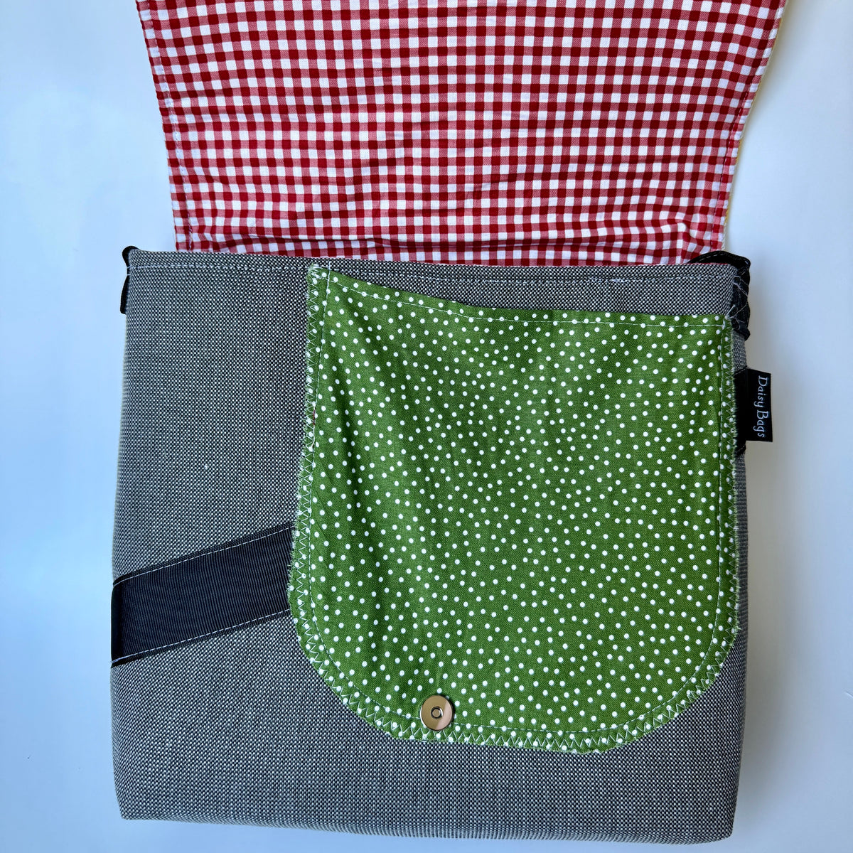 Medium Messenger Red Flower