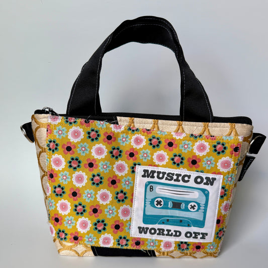 Squatty Bitty Music On Yellow