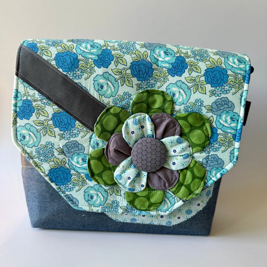 Medium Messenger Blue Flower