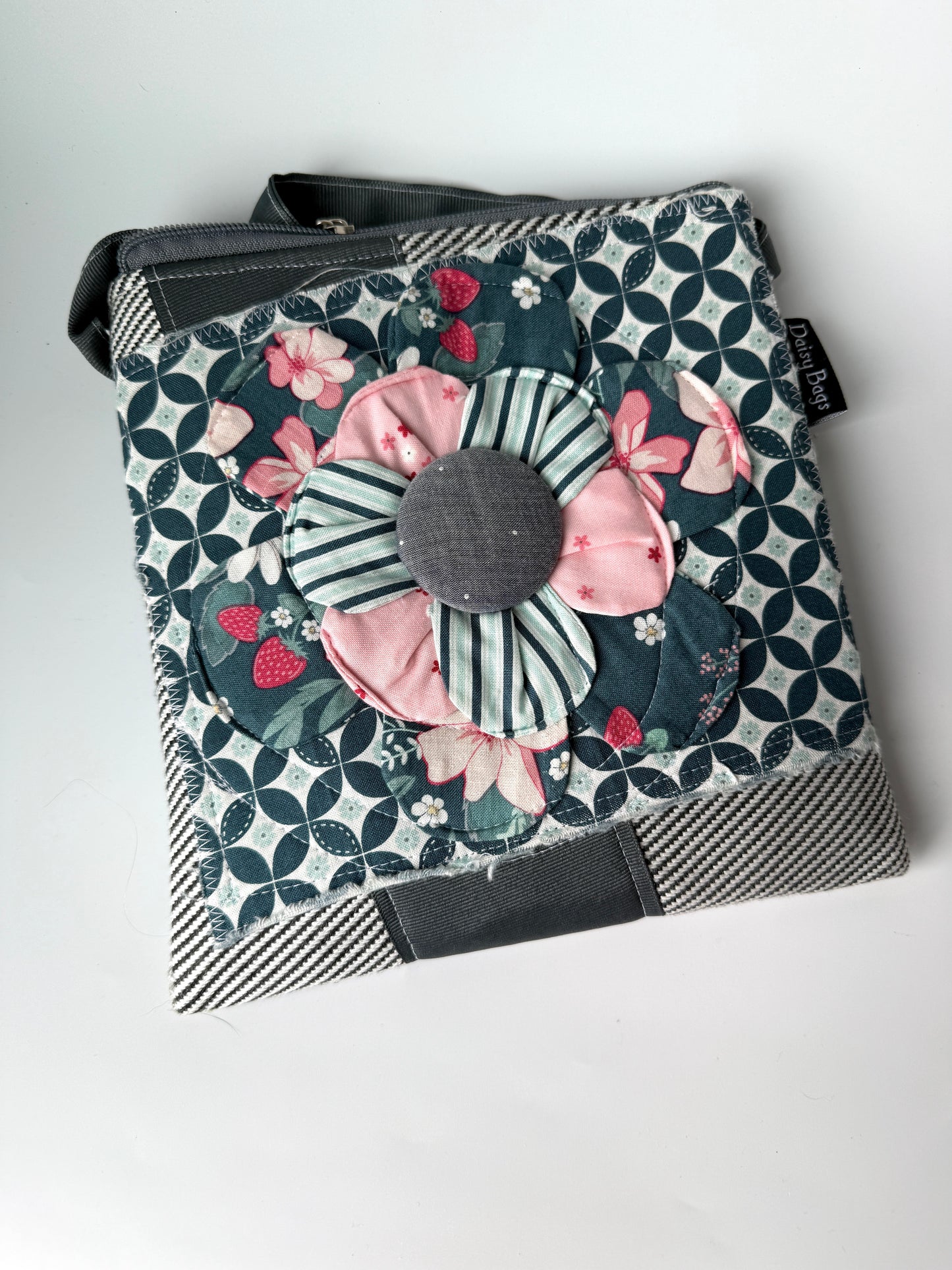 Bitty Bag Navy Flower