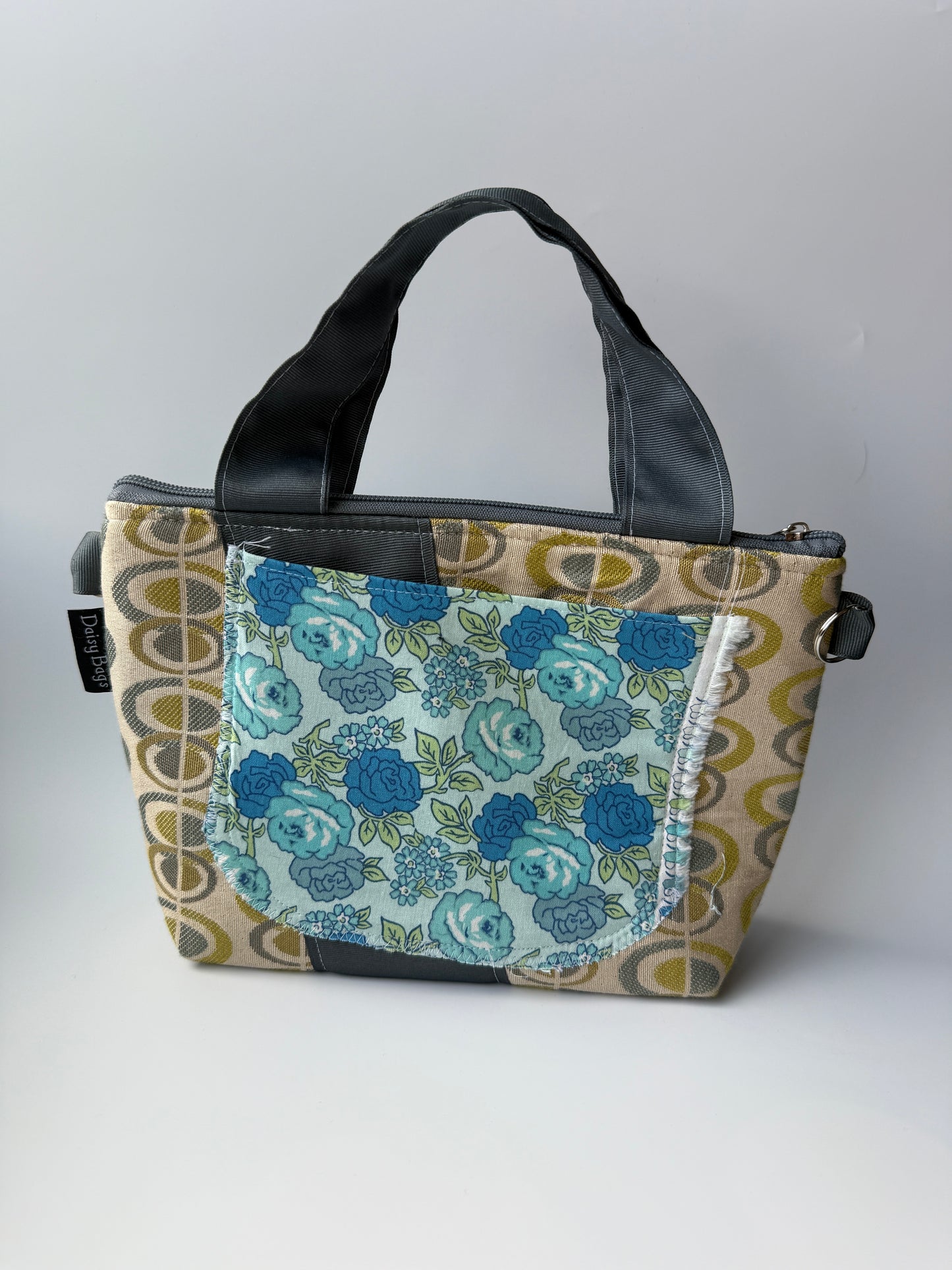 Squatty Bitty Coraline Gingham