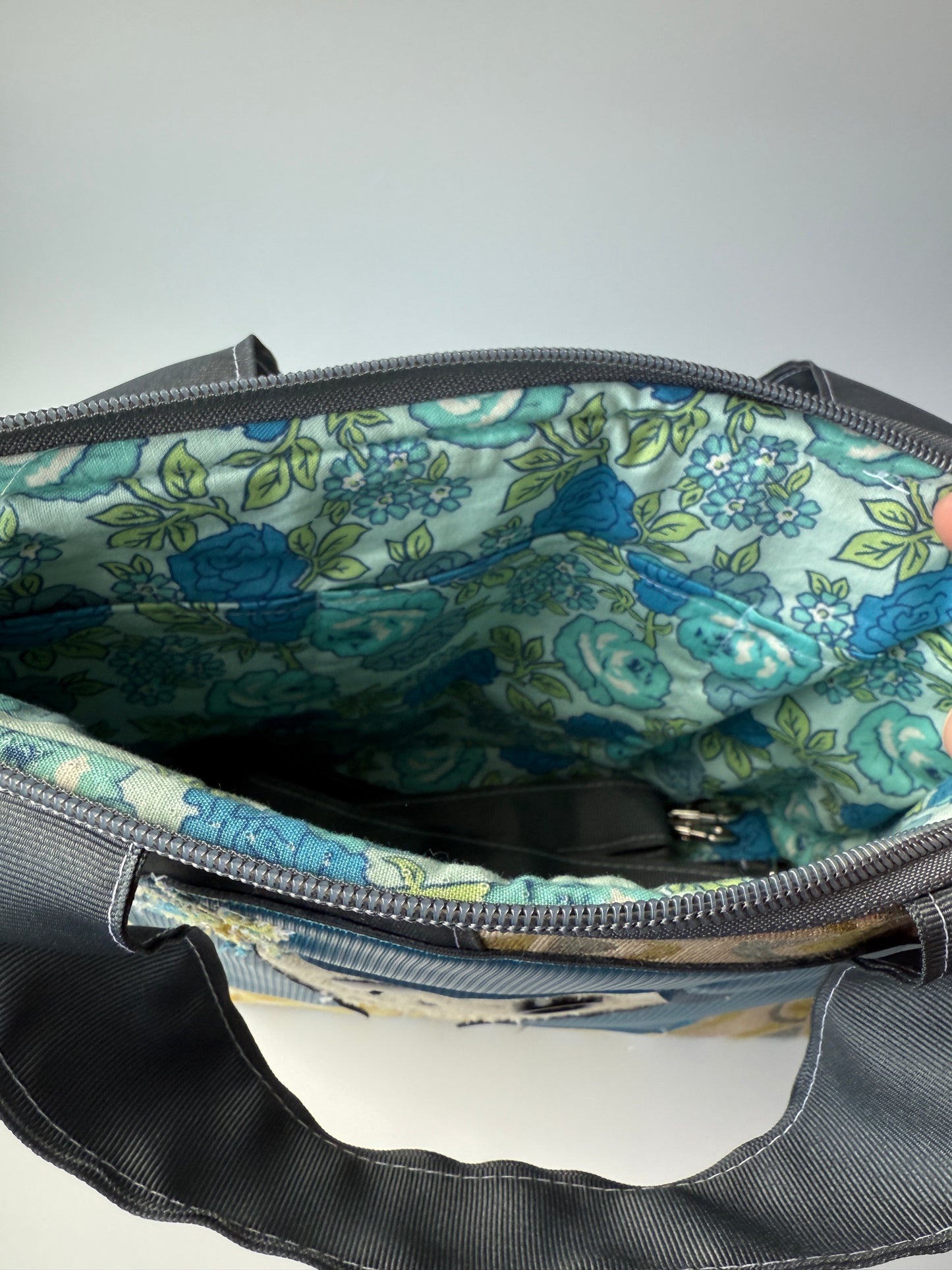 Squatty Bitty Coraline Gingham