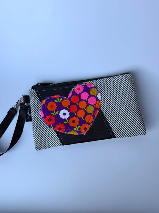 Vintage Heart Wristlet