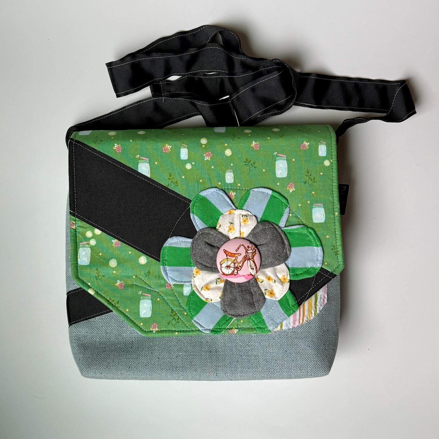 Medium Messenger Firefly Flower