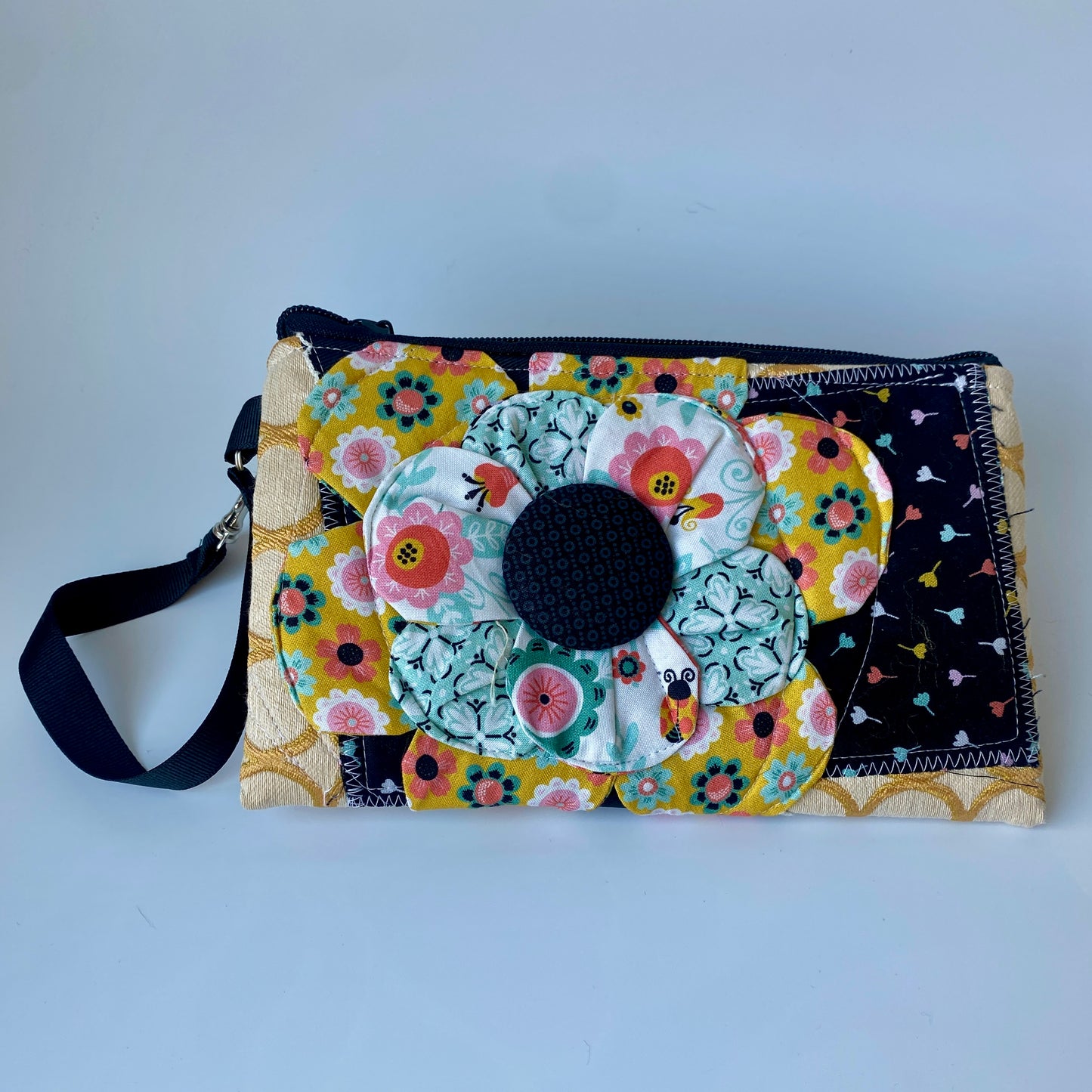 Yellow Circle Flower Wristlet